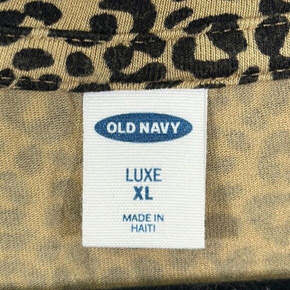 Old Navy Luxe Tees Size XL Bundle Leopard Print NWOT - Picture 12 of 14